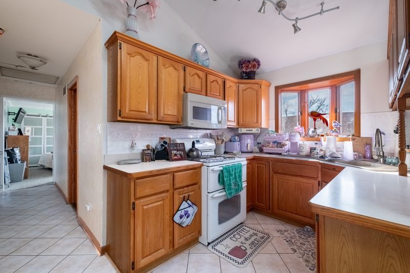 14144 Kilpatrick Avenue, Crestwood, IL 60418