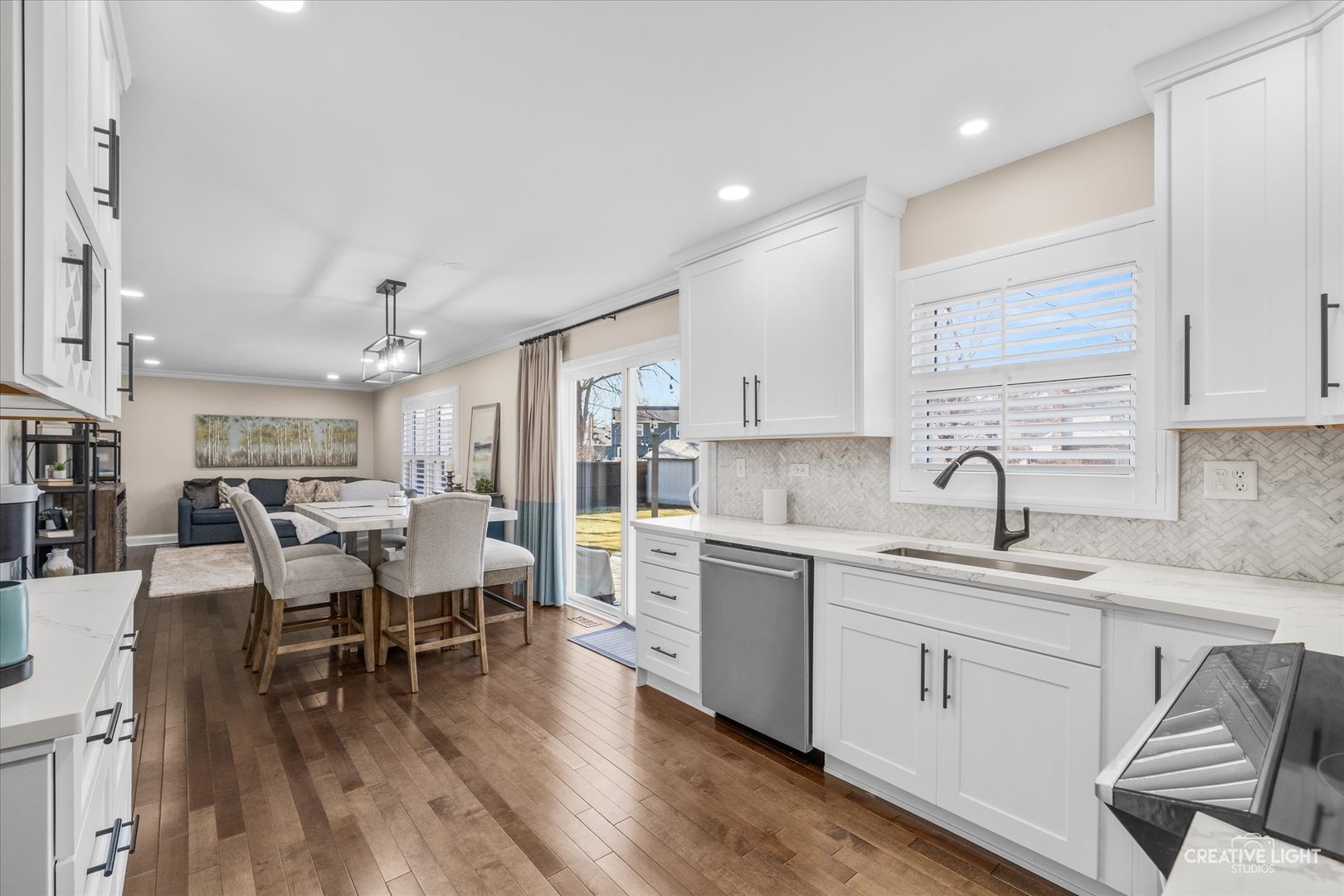 233 Briarheath Lane, Naperville, IL 60565