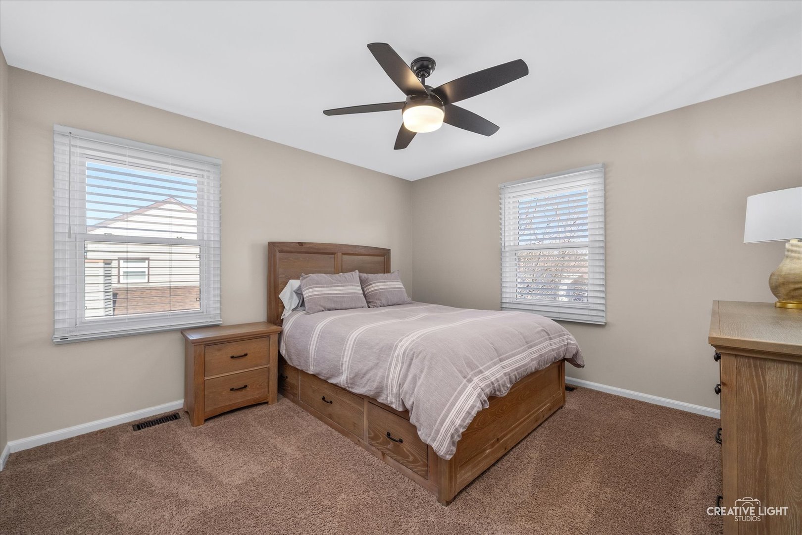 233 Briarheath Lane, Naperville, IL 60565