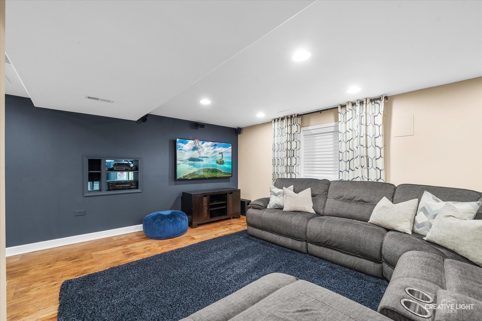 233 Briarheath Lane, Naperville, IL 60565