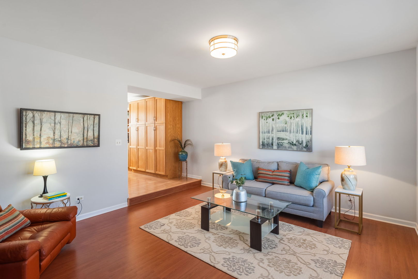 509 W Hawthorne Boulevard, Mundelein, IL 60060