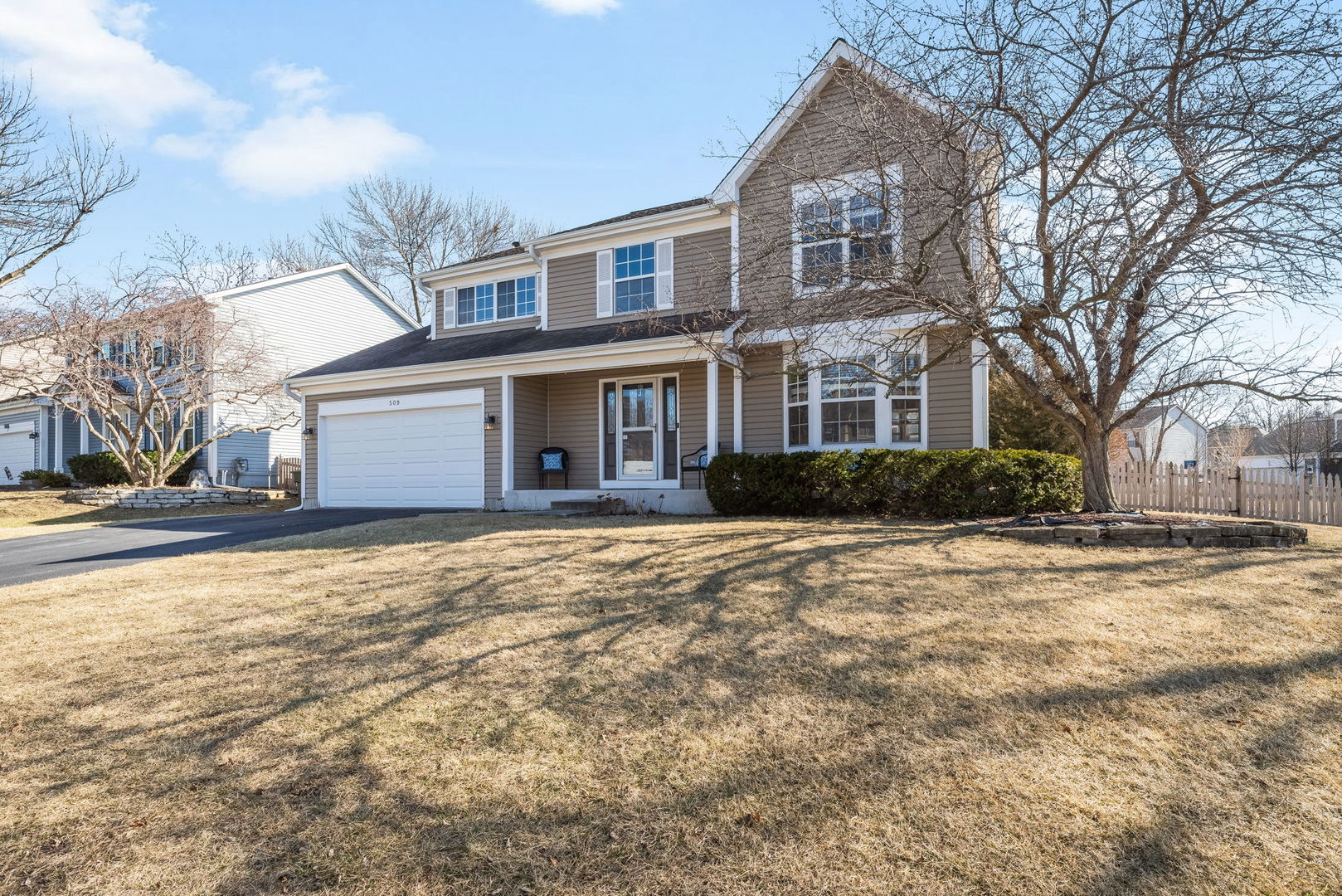 509 W Hawthorne Boulevard, Mundelein, IL 60060