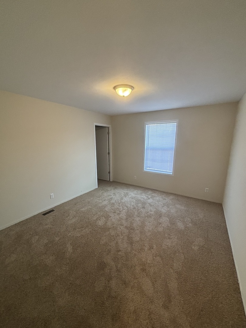 186 Carriage Lane, Sauk Village, IL 60411