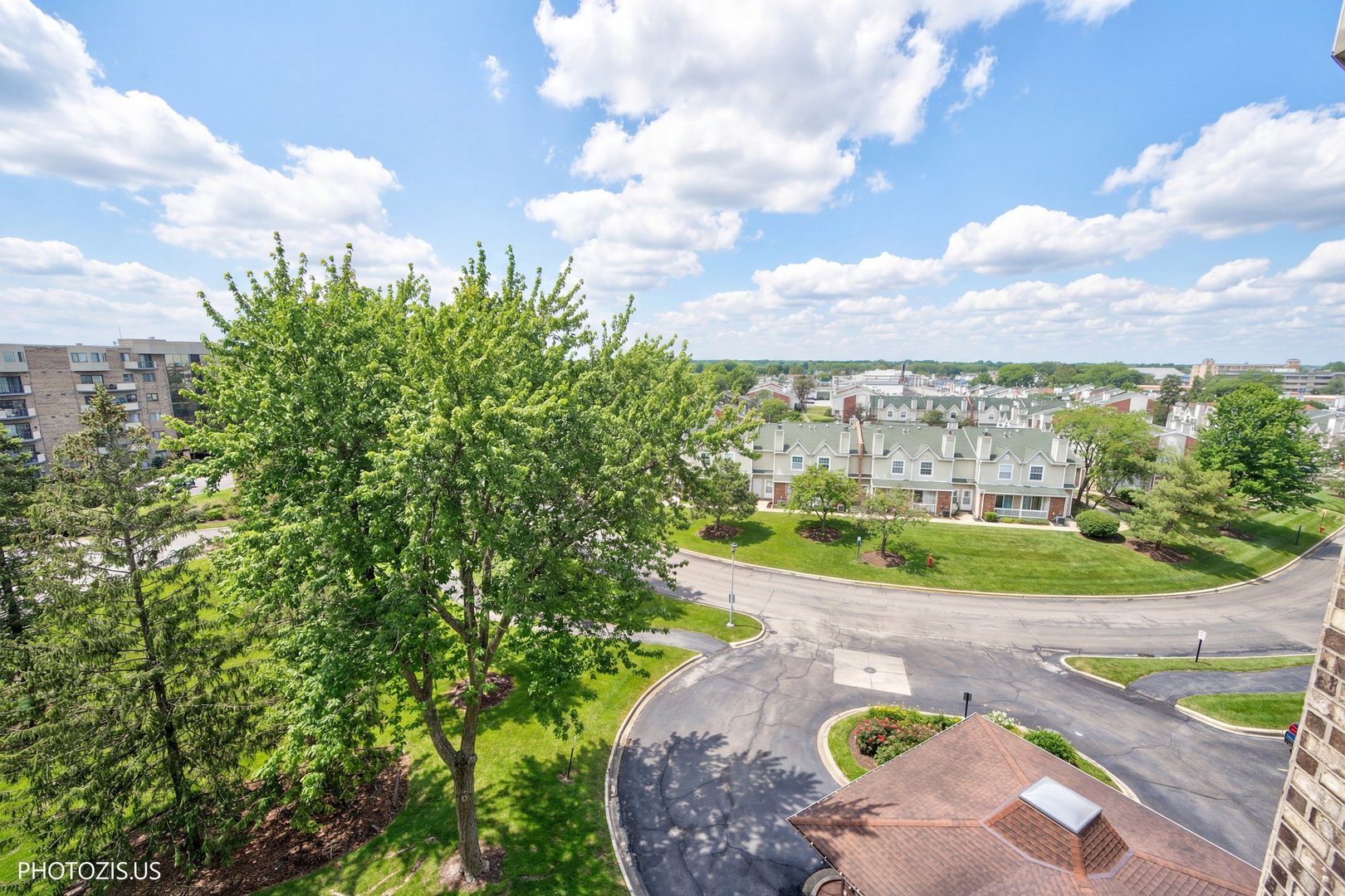 1275 E Baldwin Lane #602, Palatine, IL 60074