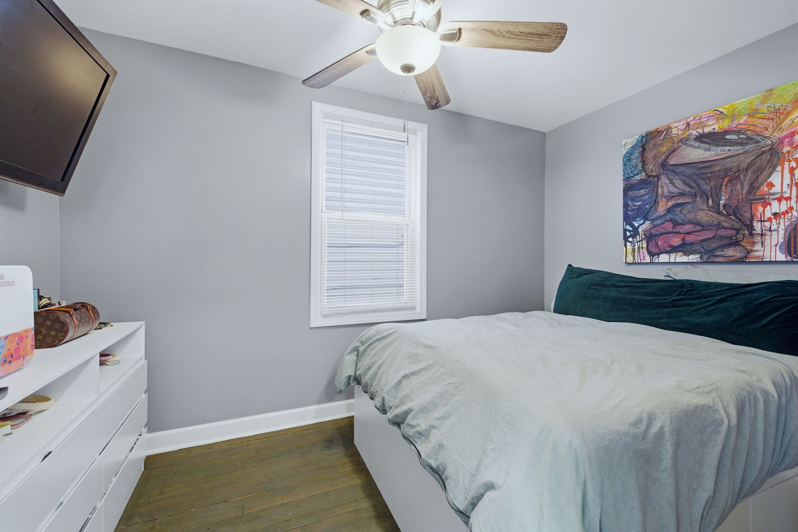 8412 S Manistee Avenue, Chicago, IL 60617