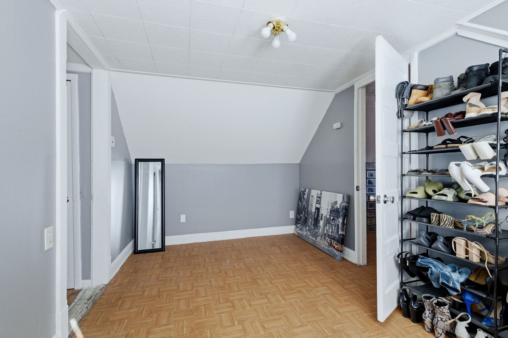 8412 S Manistee Avenue, Chicago, IL 60617