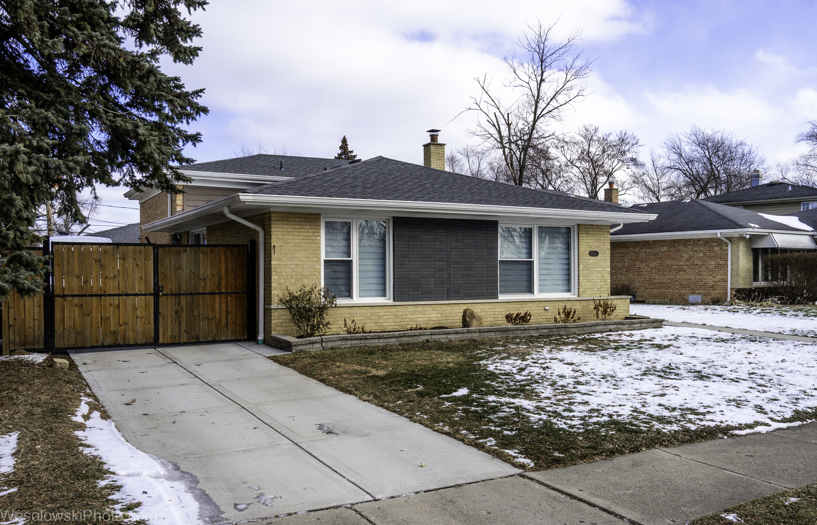 10841 Laramie Avenue, Oak Lawn, IL 60453
