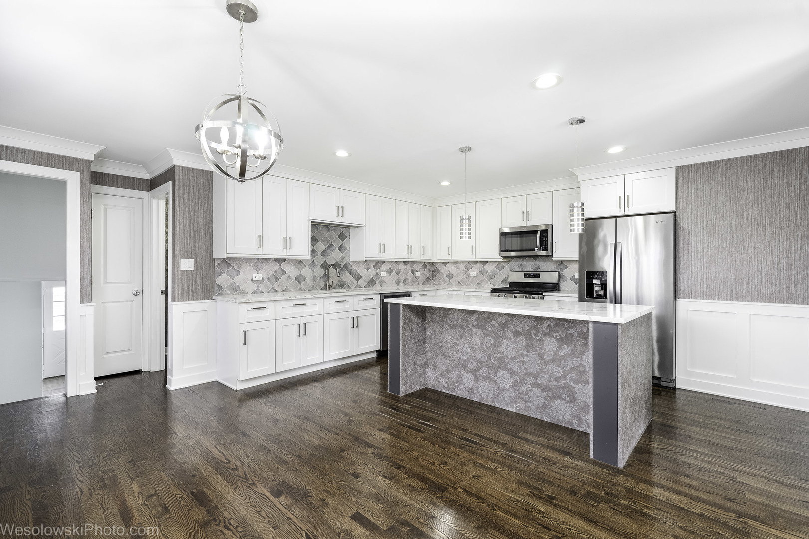 10841 Laramie Avenue, Oak Lawn, IL 60453