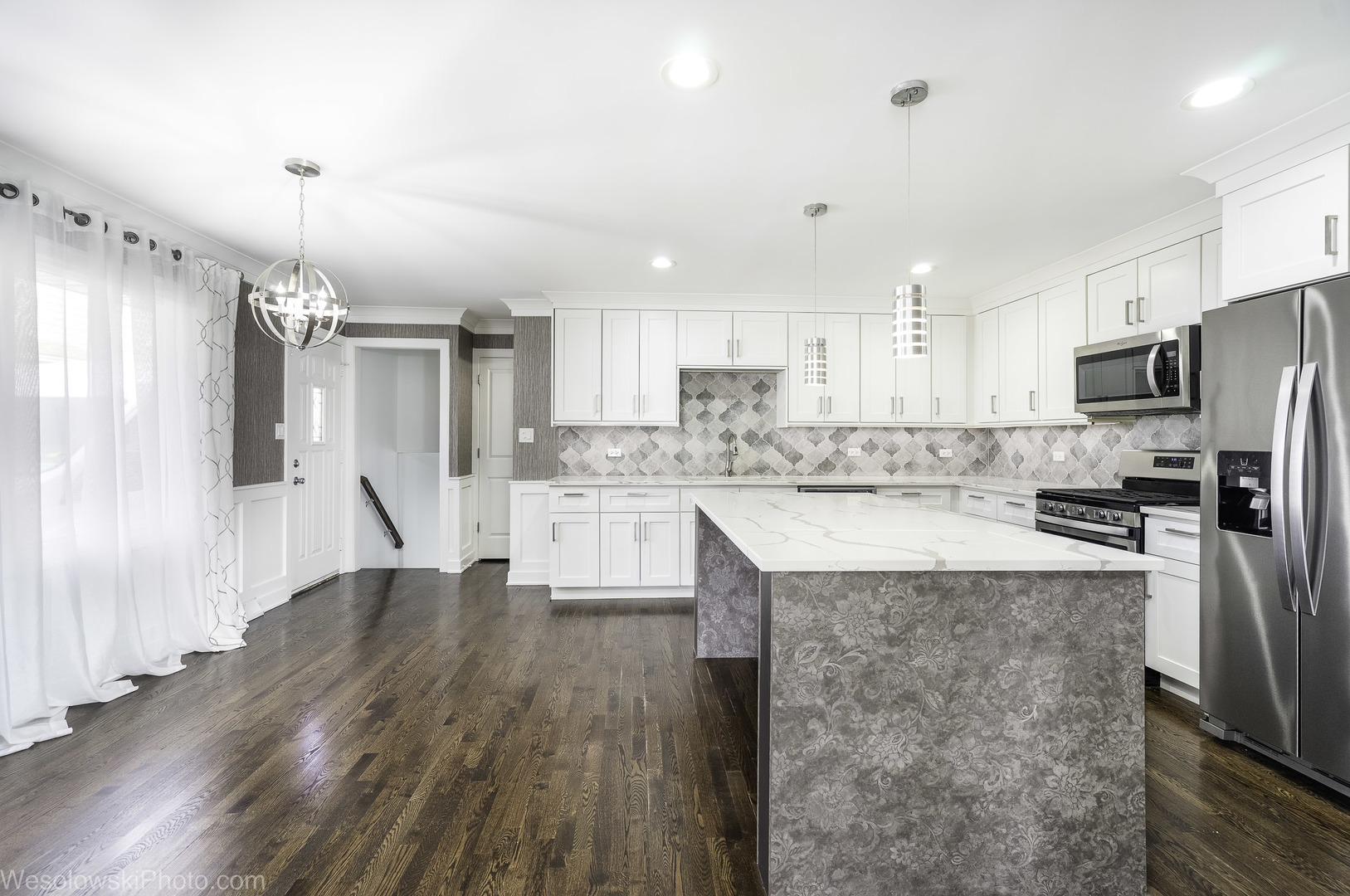 10841 Laramie Avenue, Oak Lawn, IL 60453