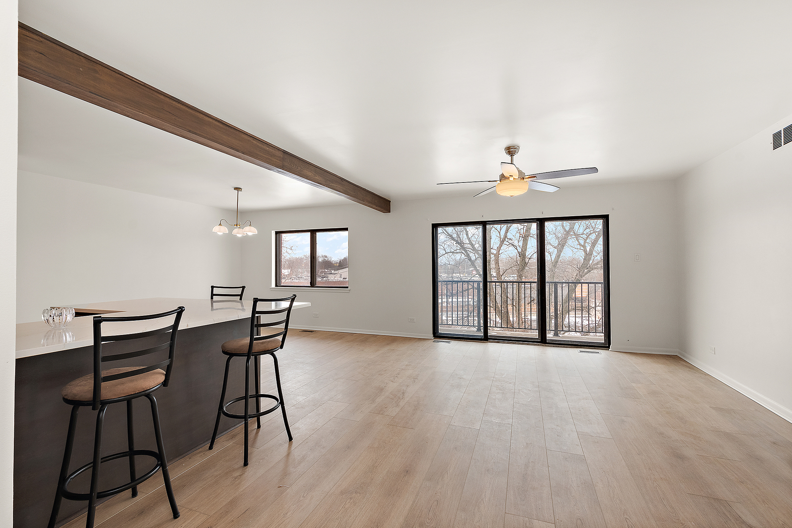 2301 183rd Street #401, Homewood, IL 60430