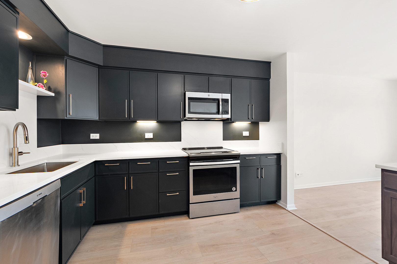 2301 183rd Street #401, Homewood, IL 60430