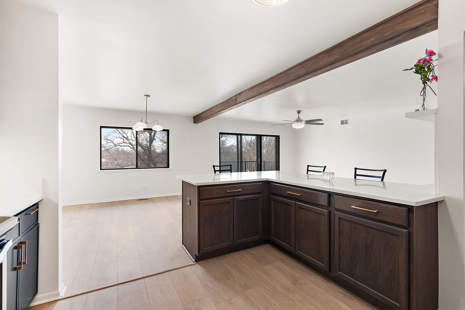 2301 183rd Street #401, Homewood, IL 60430