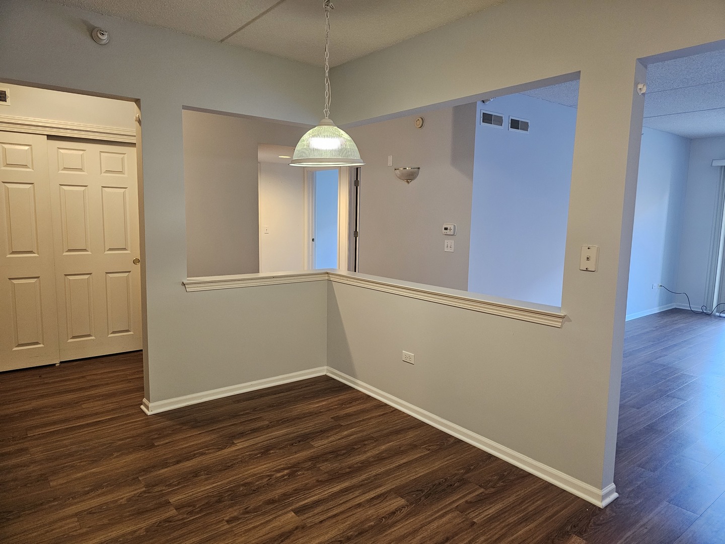 405 W Front Street #3-207, Wheaton, IL 60187