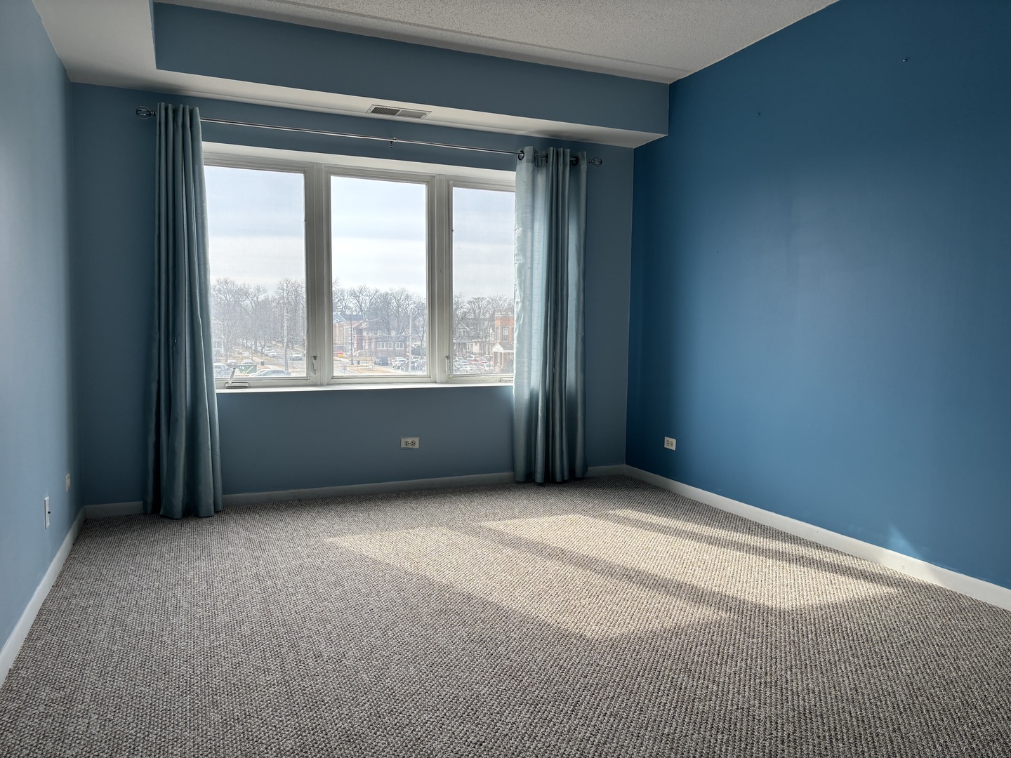 3303 Grove Avenue #310, Berwyn, IL 60402