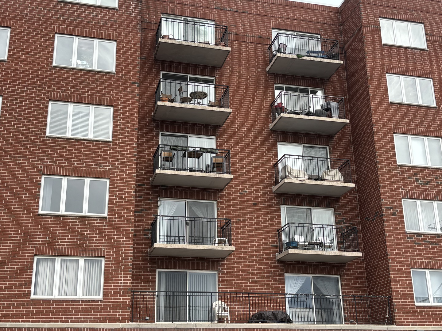 3303 Grove Avenue #310, Berwyn, IL 60402