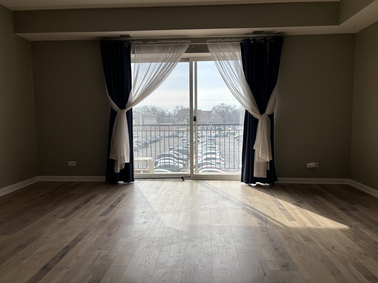 3303 Grove Avenue #310, Berwyn, IL 60402