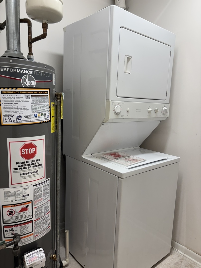 3303 Grove Avenue #310, Berwyn, IL 60402