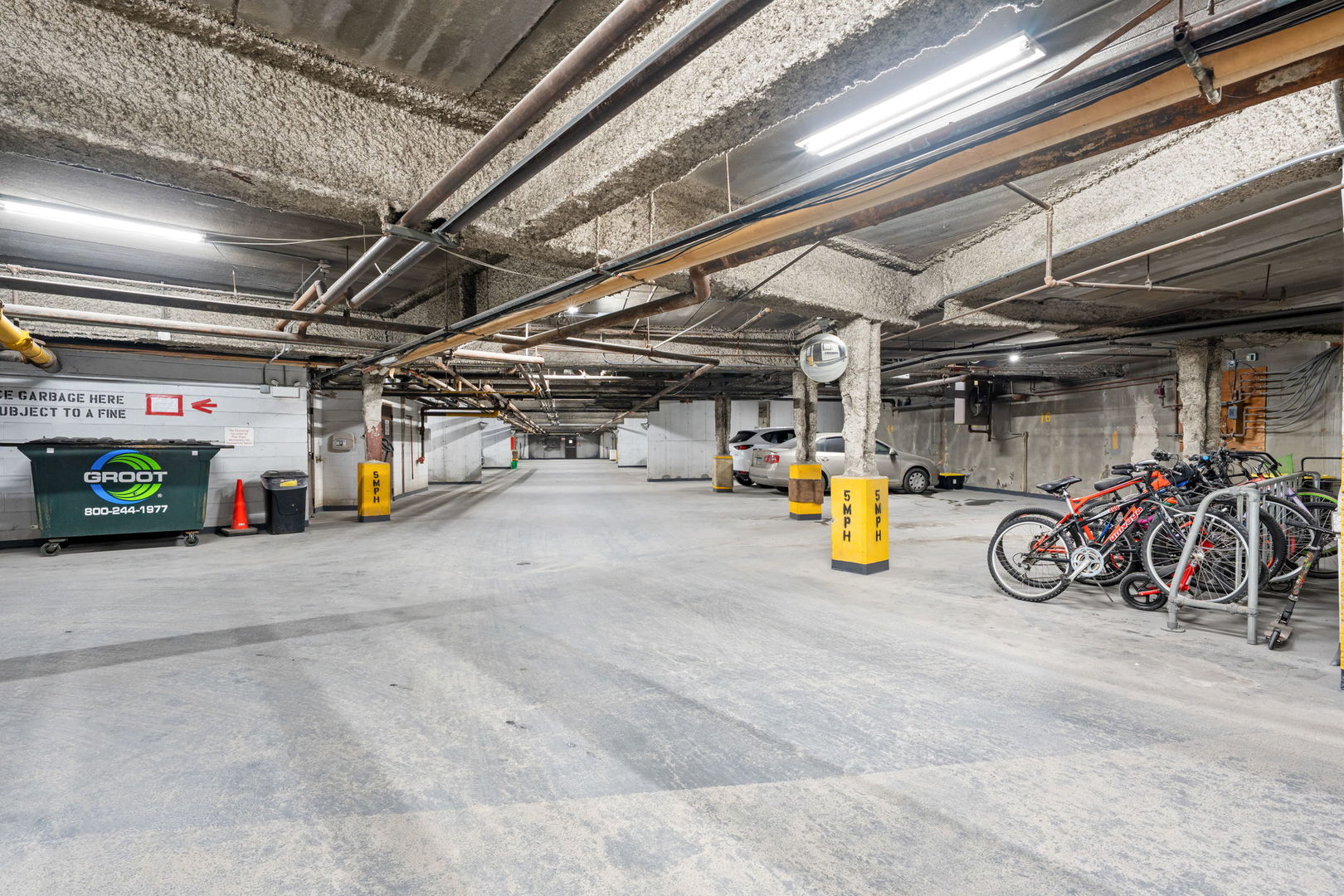 909 E Kenilworth Avenue #321, Palatine, IL 60074