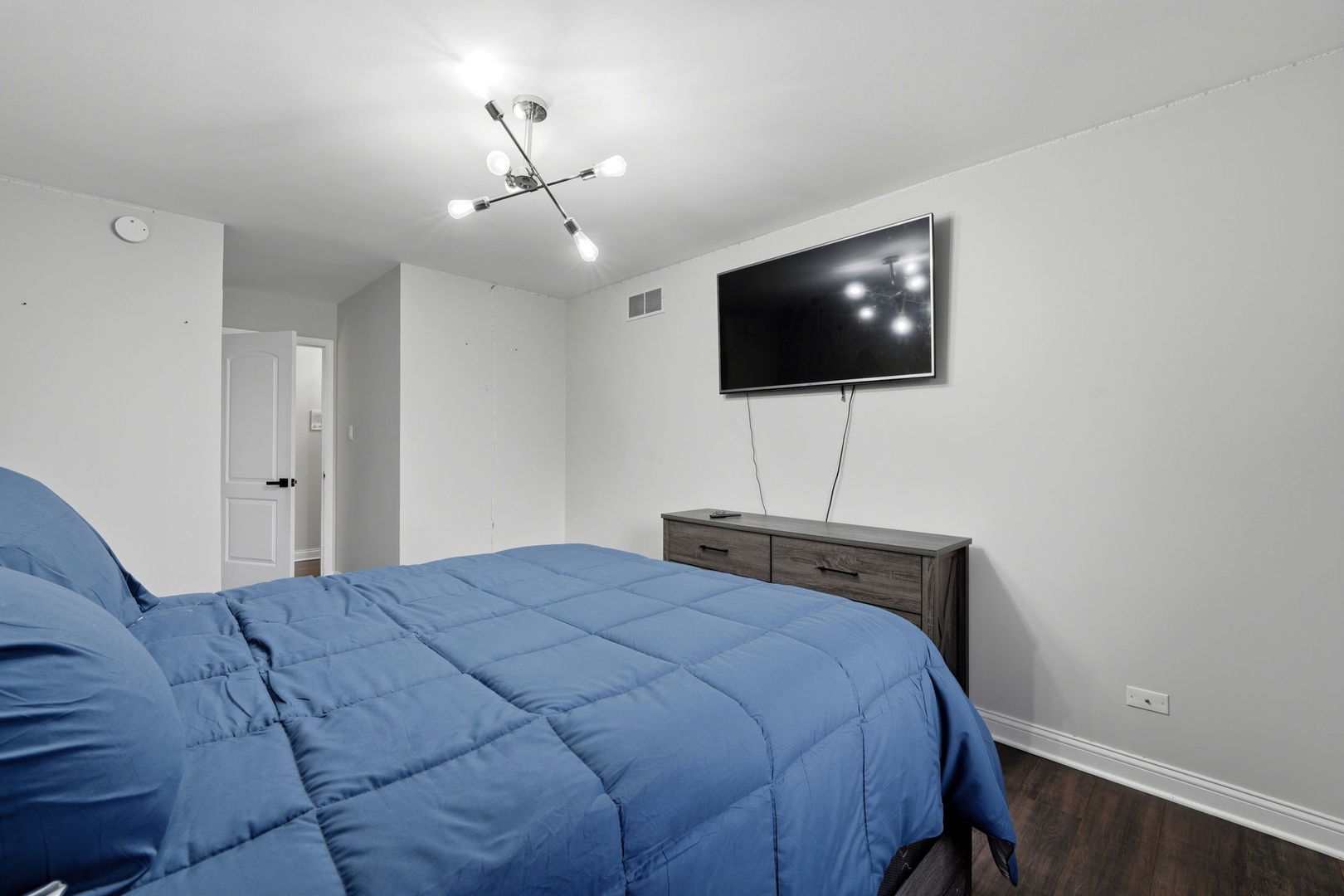 22931 Ridgeway Avenue, Richton Park, IL 60471