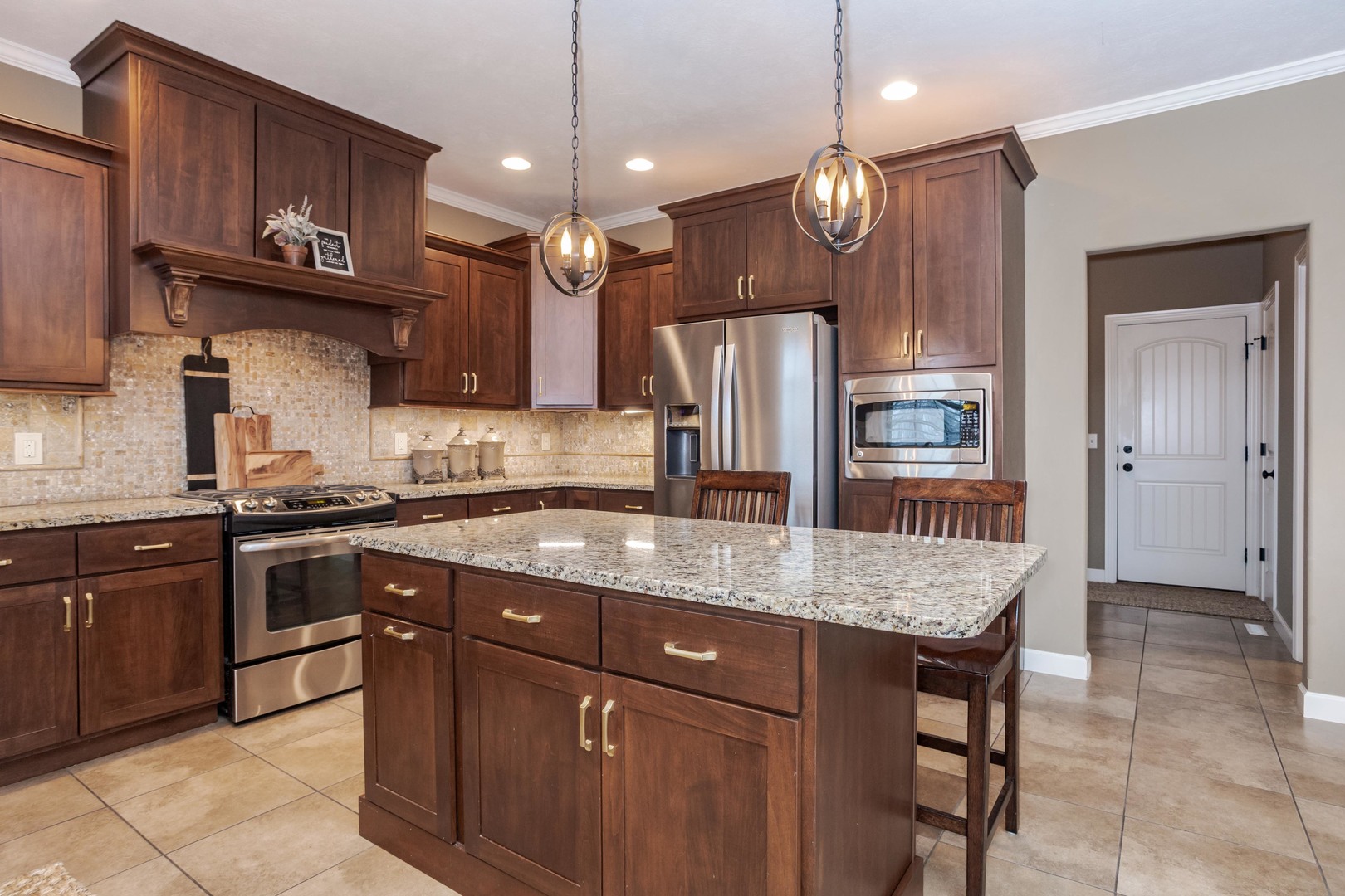 2110 Sinclair Court, Bloomington, IL 61704