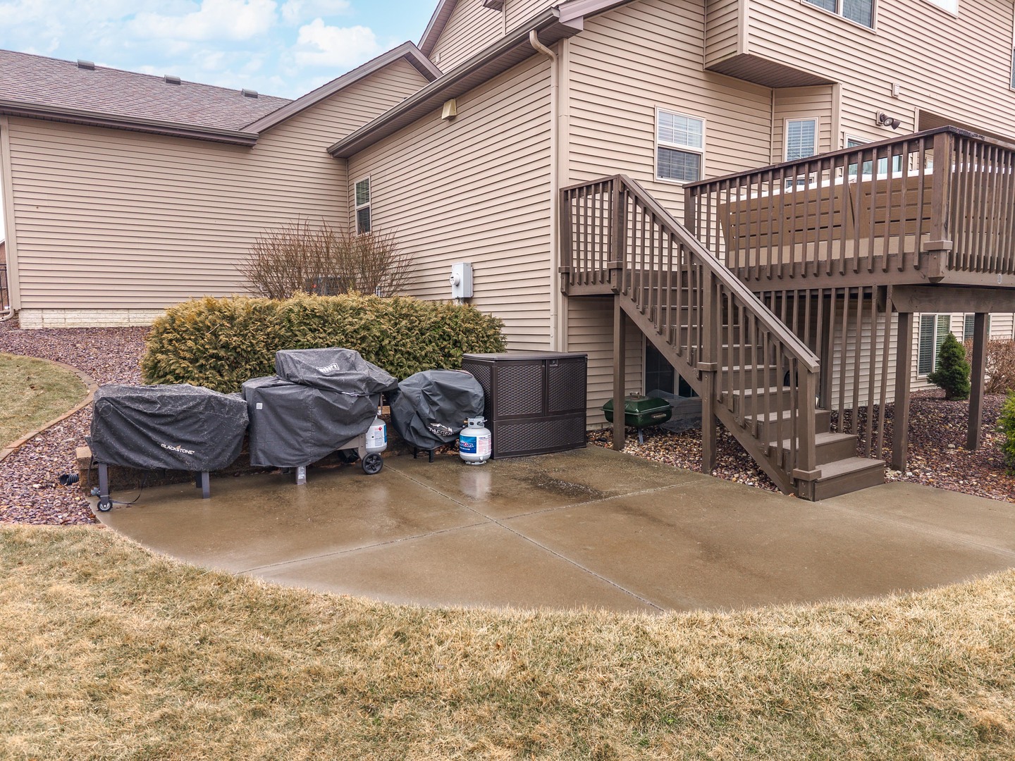 2110 Sinclair Court, Bloomington, IL 61704