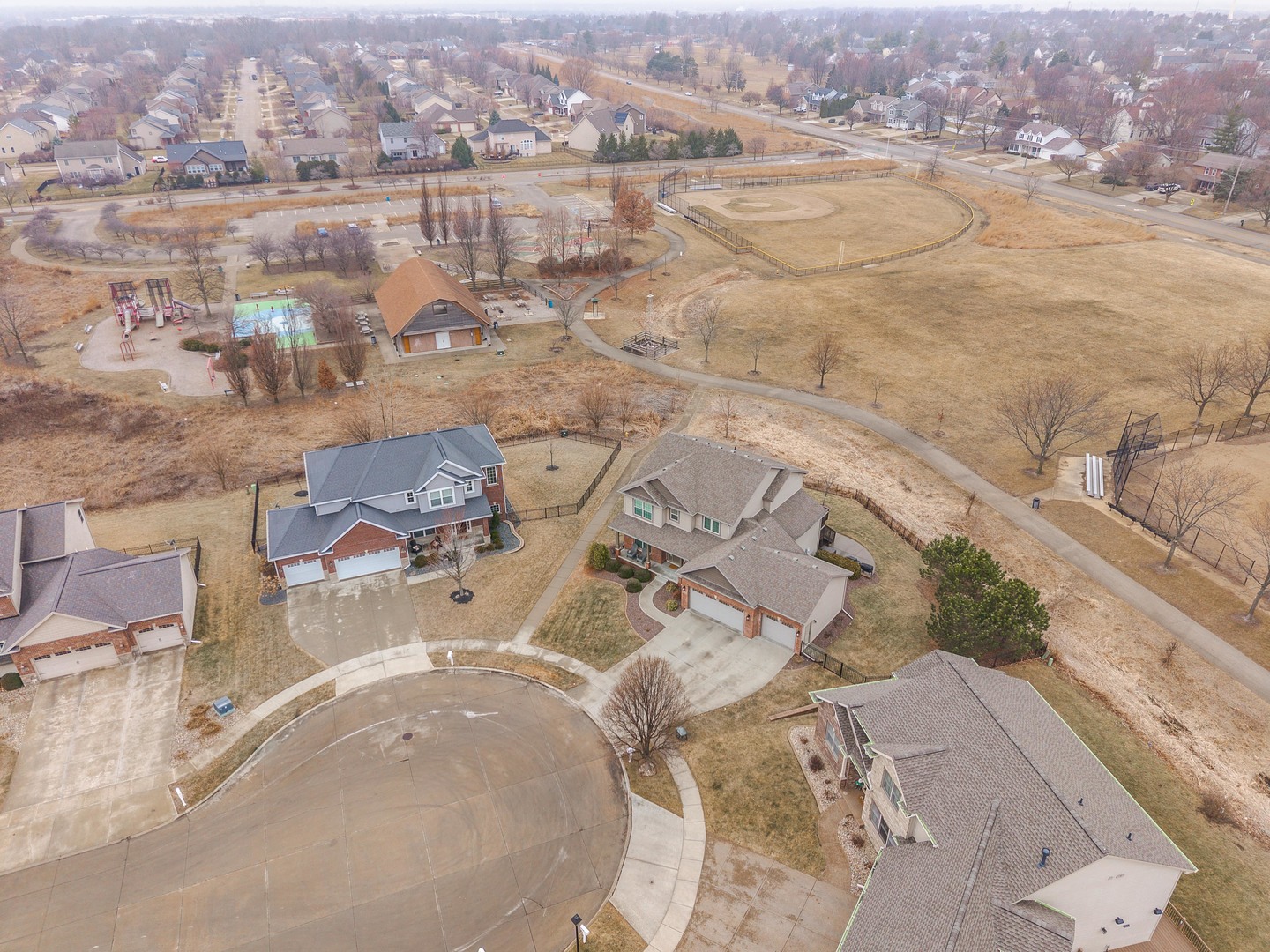 2110 Sinclair Court, Bloomington, IL 61704