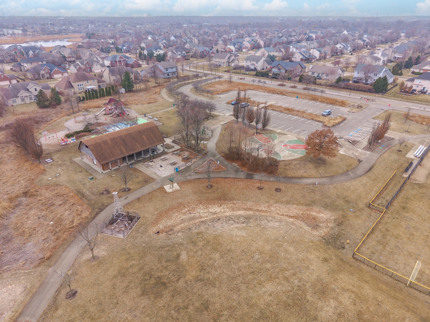 2110 Sinclair Court, Bloomington, IL 61704