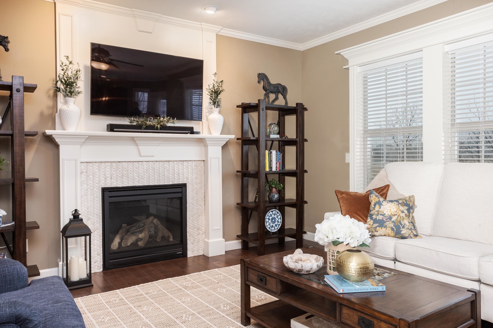 2110 Sinclair Court, Bloomington, IL 61704