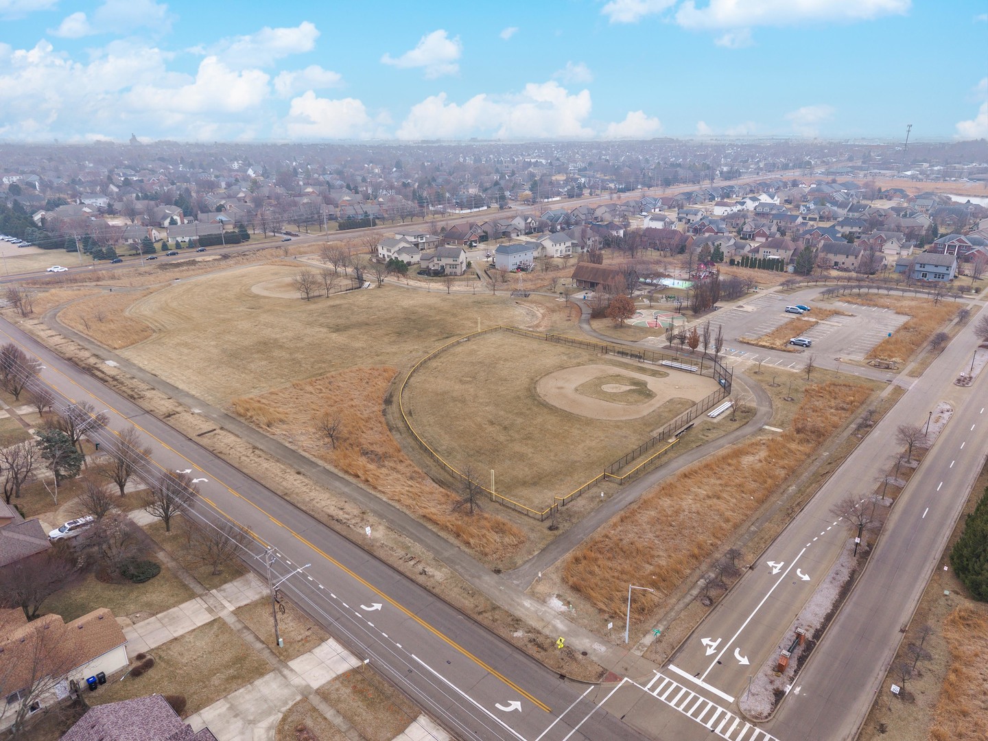 2110 Sinclair Court, Bloomington, IL 61704