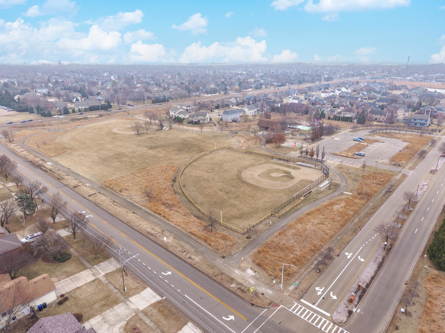 2110 Sinclair Court, Bloomington, IL 61704