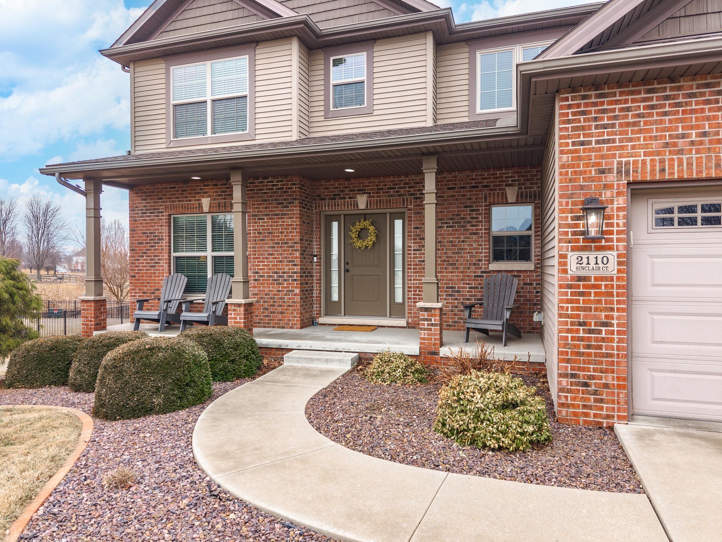 2110 Sinclair Court, Bloomington, IL 61704