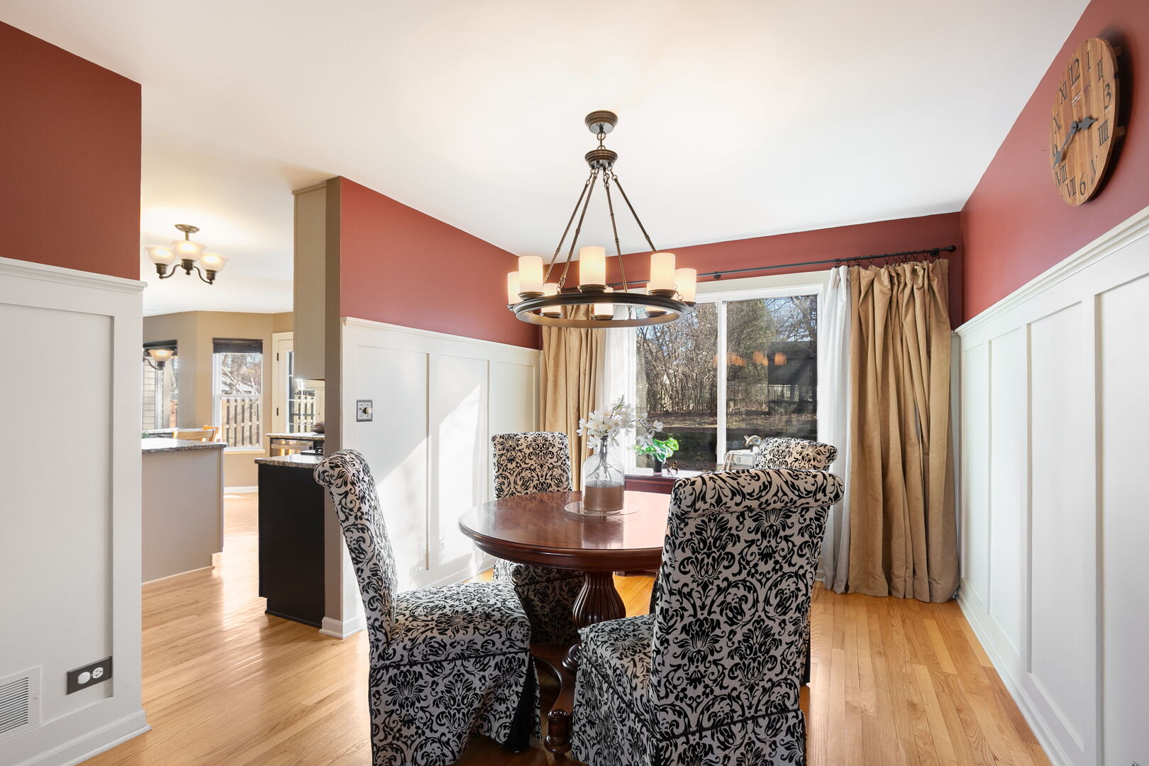 1310 MAYFAIR Lane, Grayslake, IL 60030