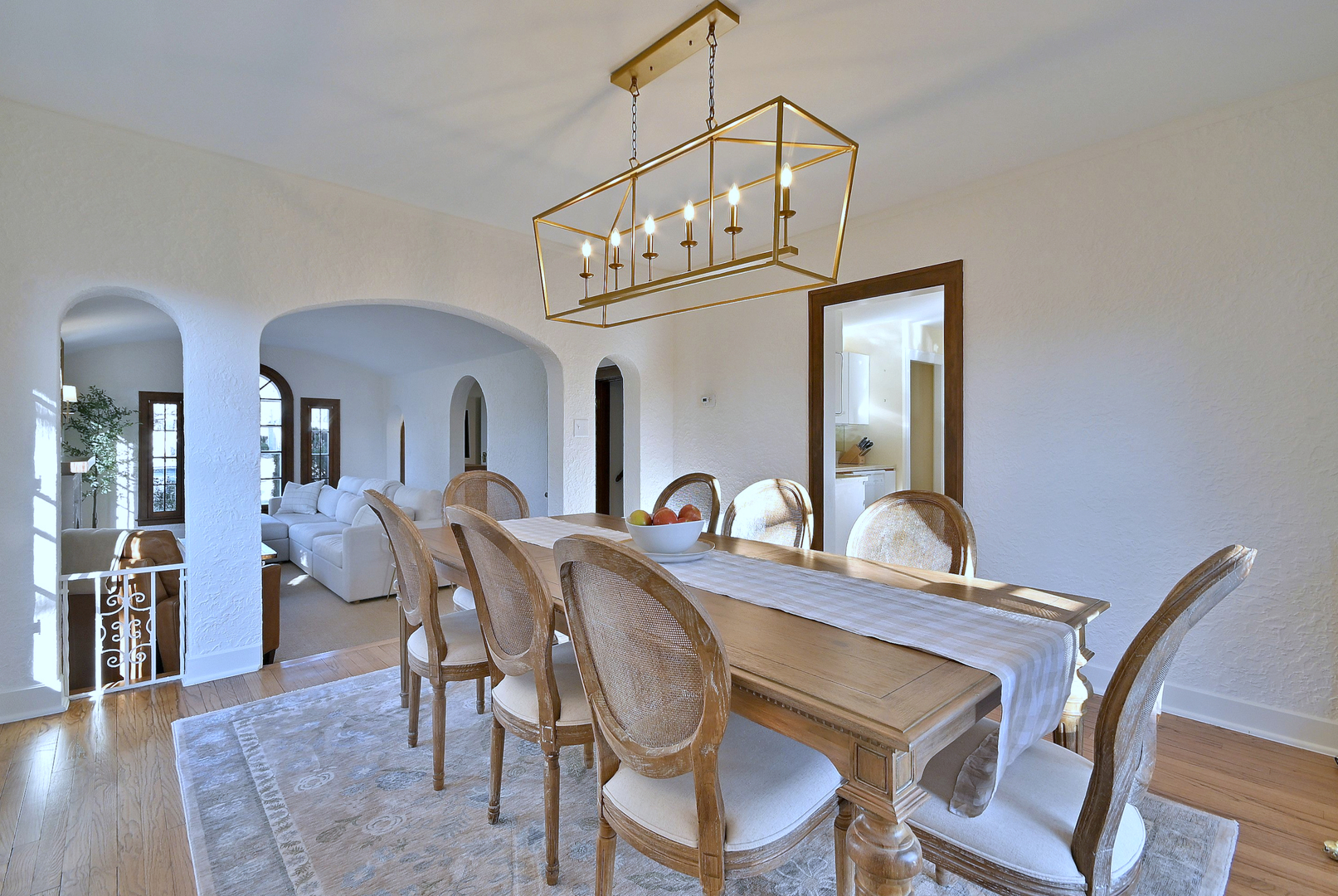 179 S Lawndale Avenue, Elmhurst, IL 60126