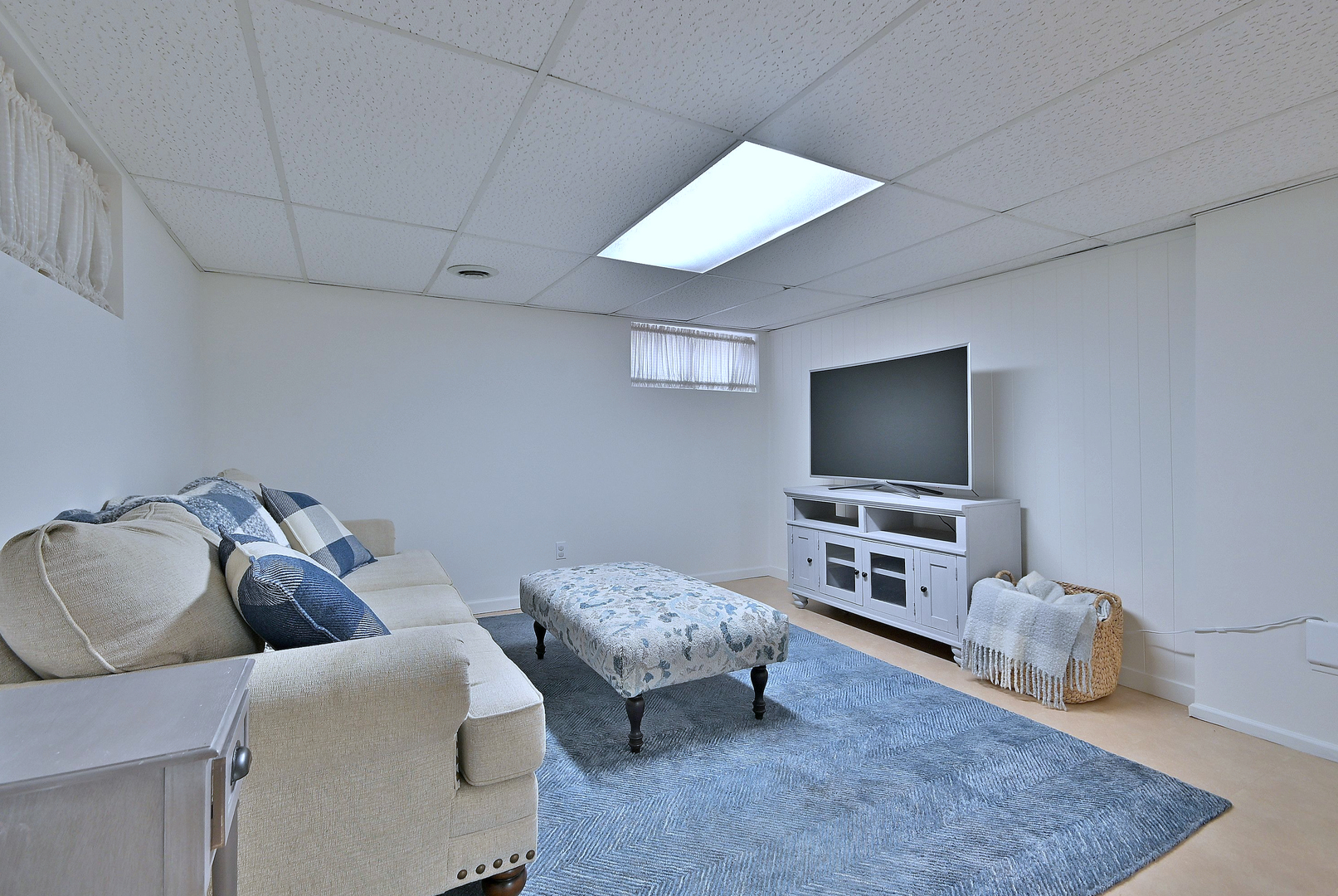 179 S Lawndale Avenue, Elmhurst, IL 60126