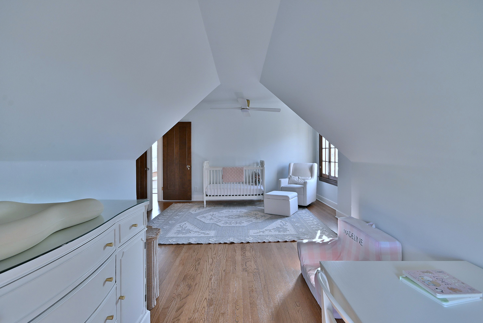 179 S Lawndale Avenue, Elmhurst, IL 60126