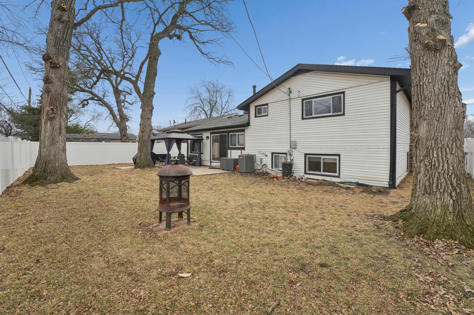 5166 Aldersyde Road, Oak Forest, IL 60452