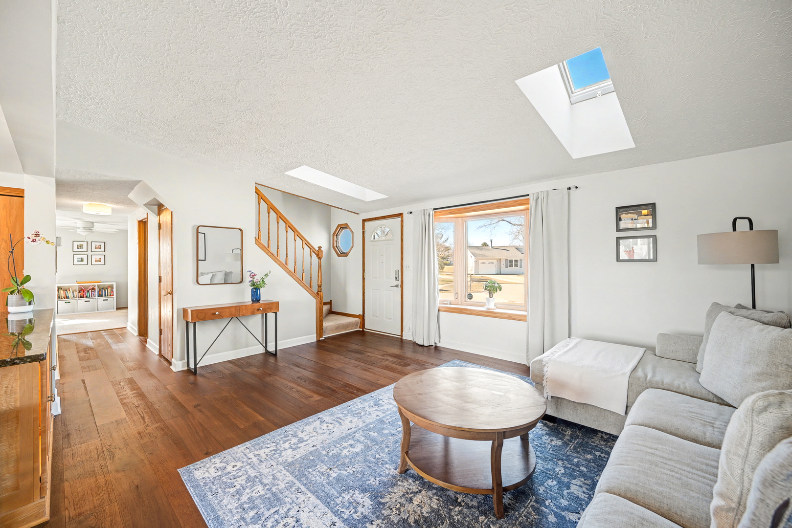 123 Heather Lane, Streamwood, IL 60107