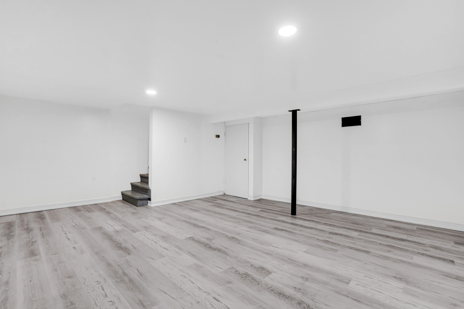 842 Colonial Drive #B, Wheeling, IL 60090