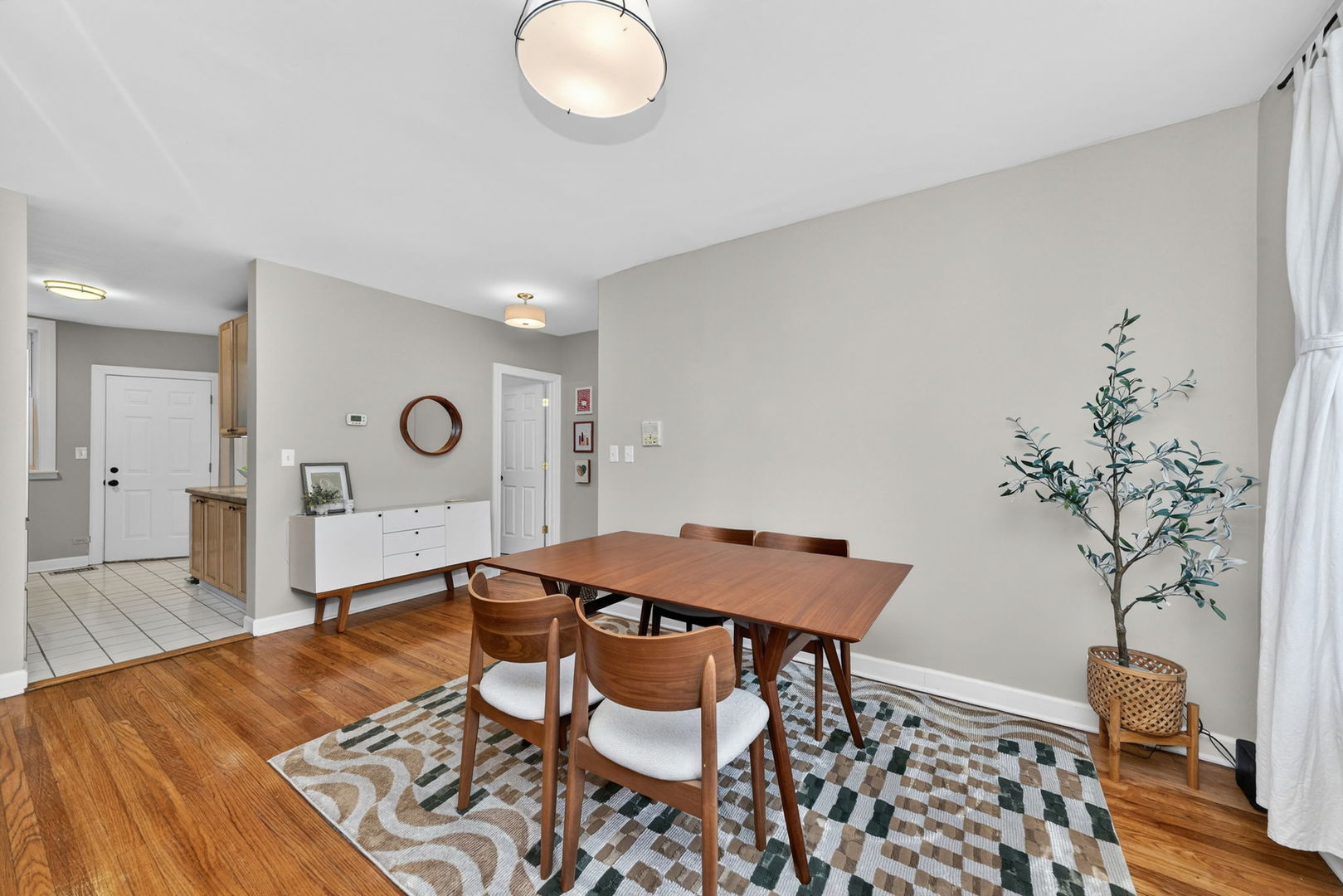 4740 N Hamilton Avenue, Chicago, IL 60625