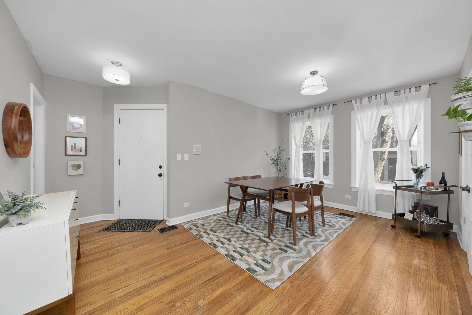 4740 N Hamilton Avenue, Chicago, IL 60625