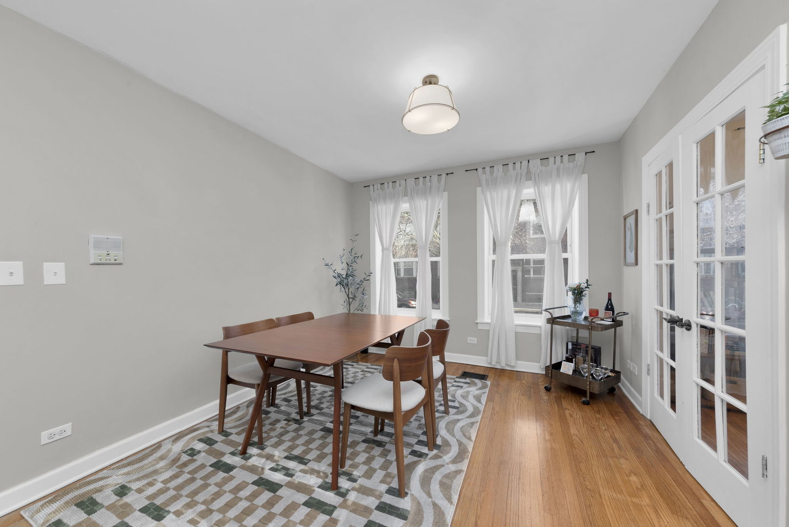 4740 N Hamilton Avenue, Chicago, IL 60625