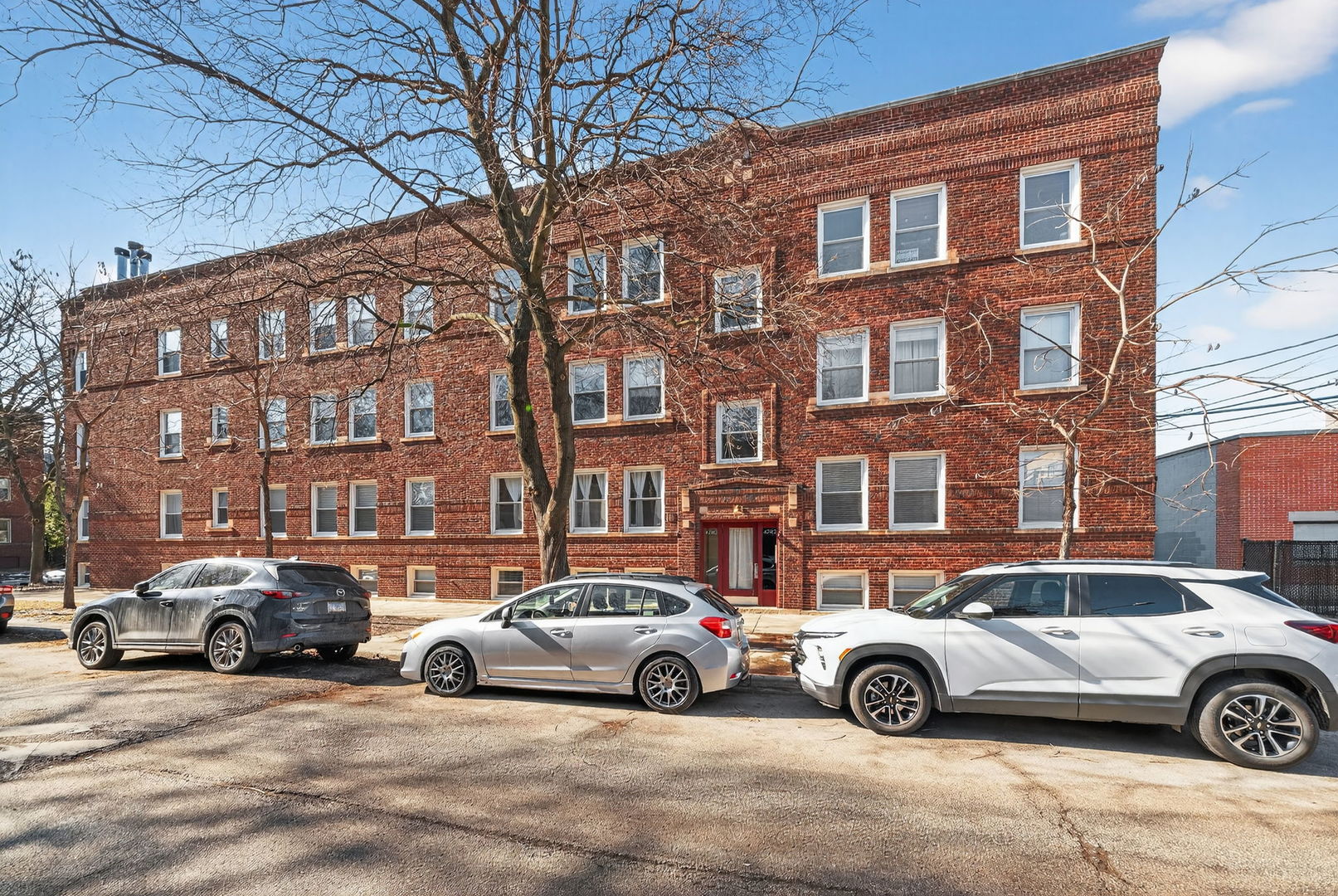 4740 N Hamilton Avenue, Chicago, IL 60625