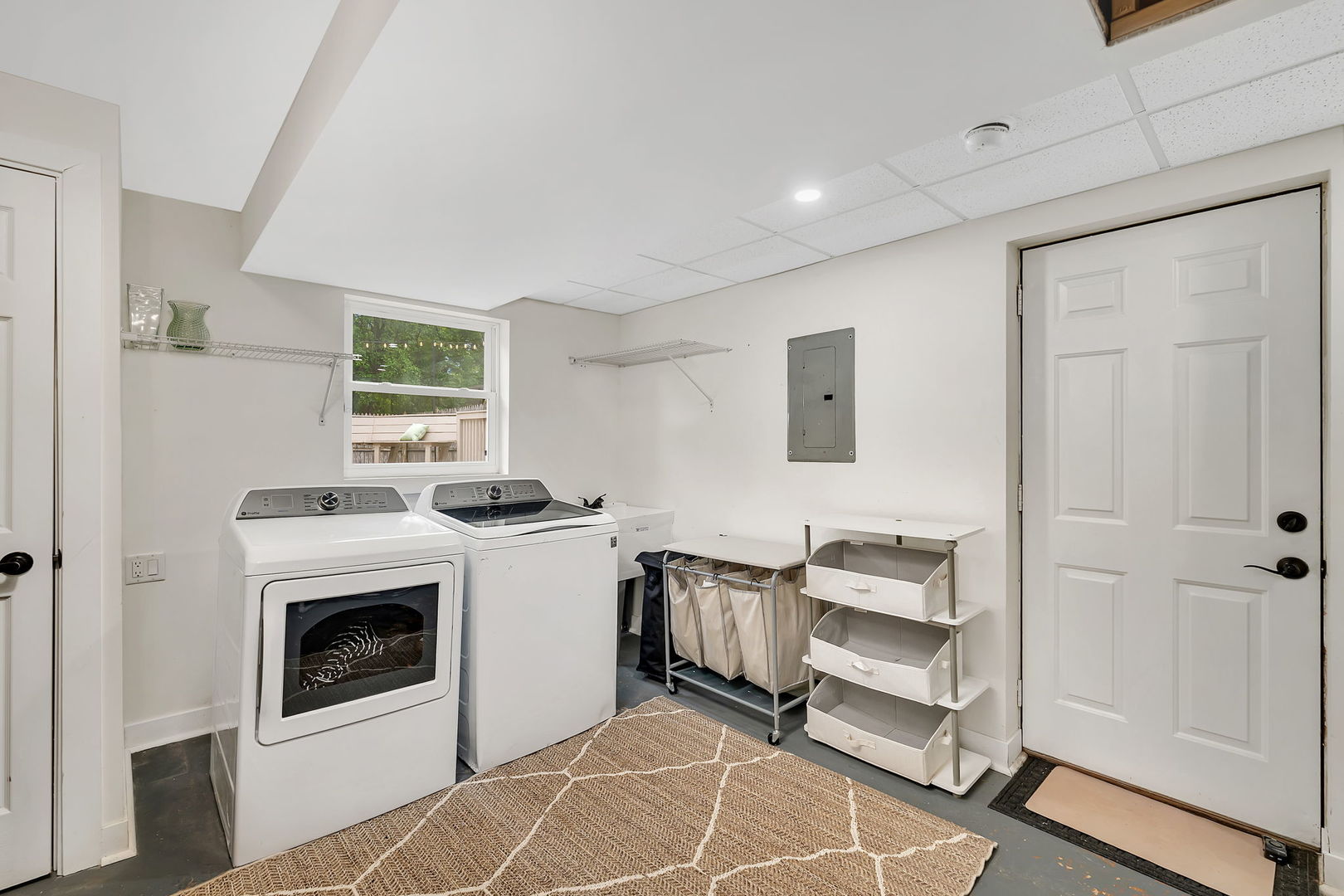 2533 Hickory Road, Homewood, IL 60430