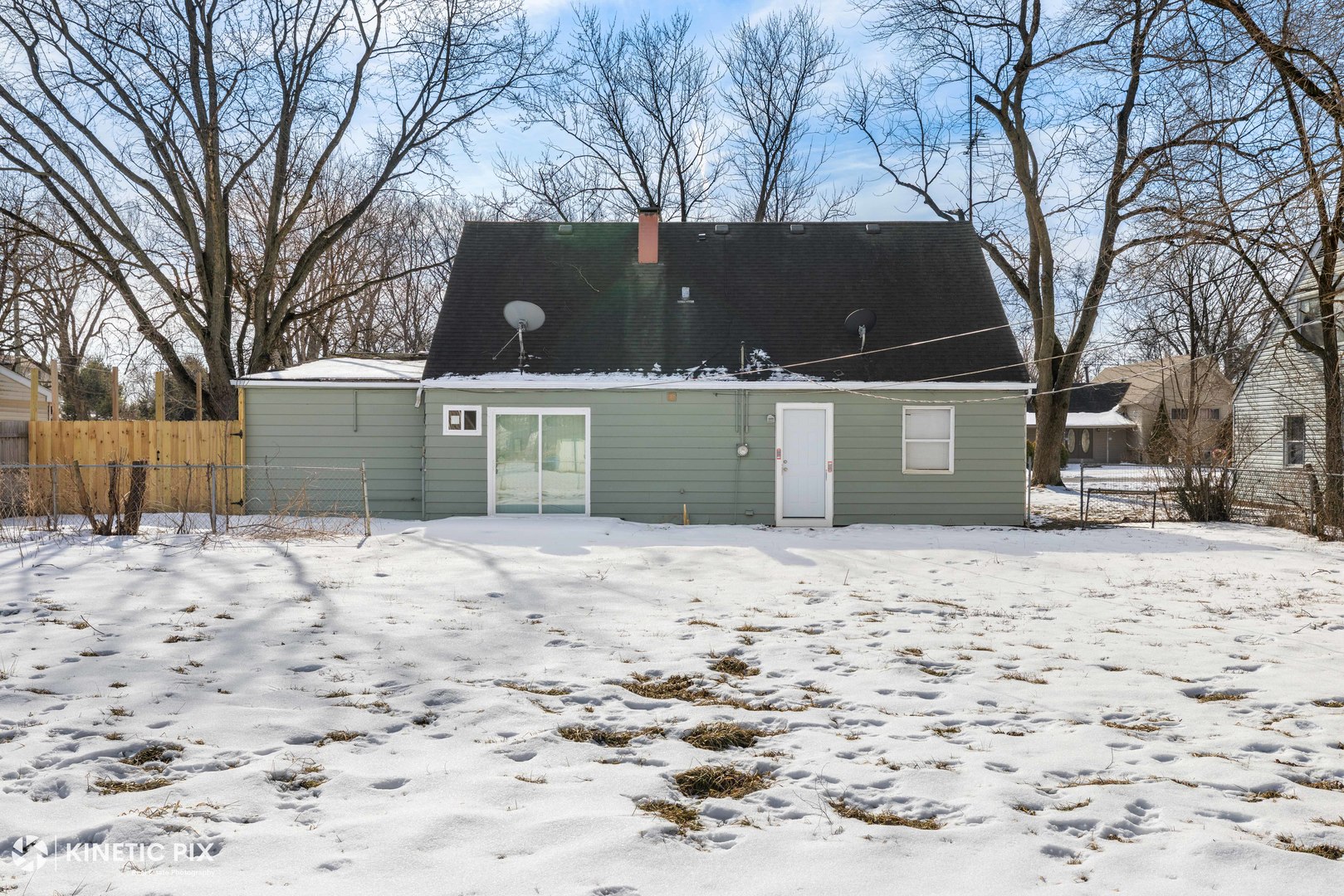 1412 W Broadview Avenue, Crete, IL 60417