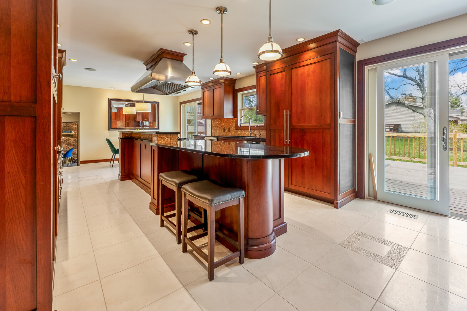 15878 Old Orchard Road, Bloomington, IL 61705