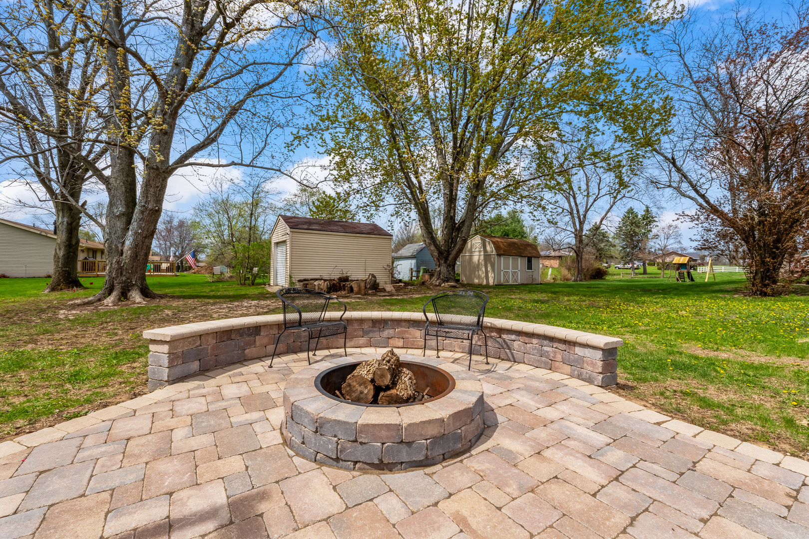 15878 Old Orchard Road, Bloomington, IL 61705