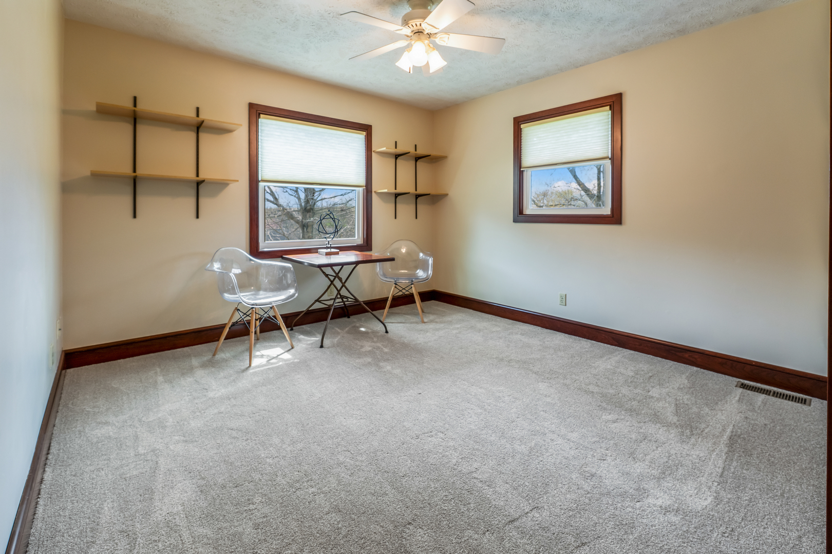 15878 Old Orchard Road, Bloomington, IL 61705