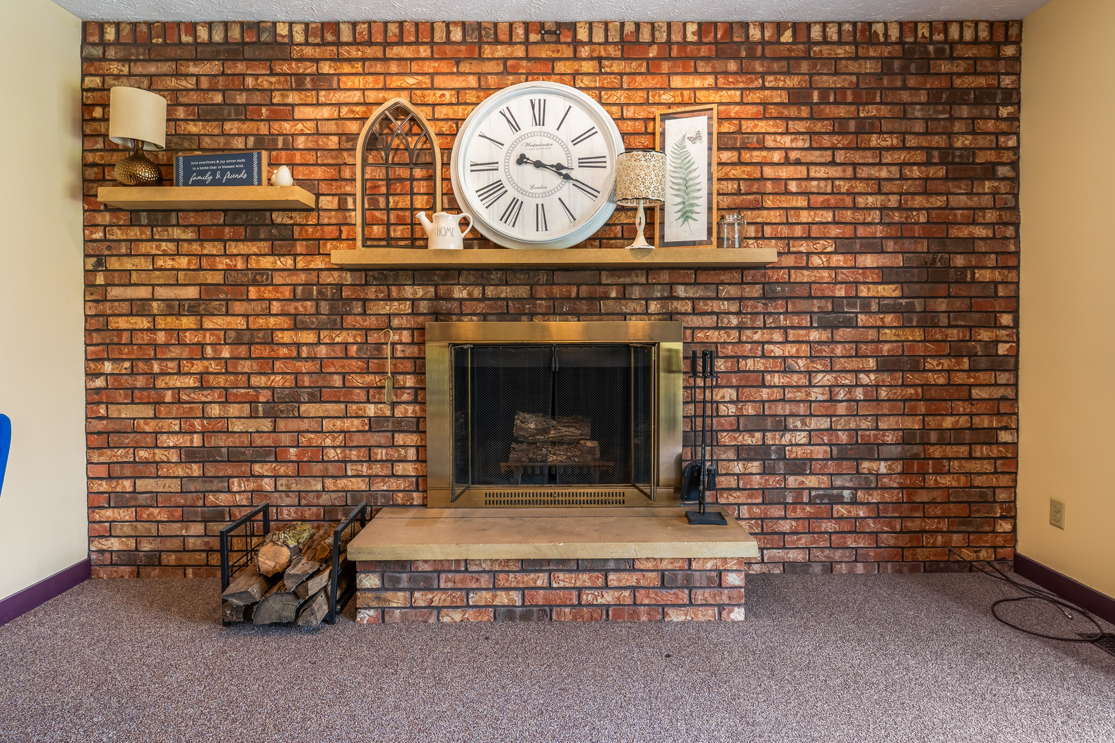 15878 Old Orchard Road, Bloomington, IL 61705