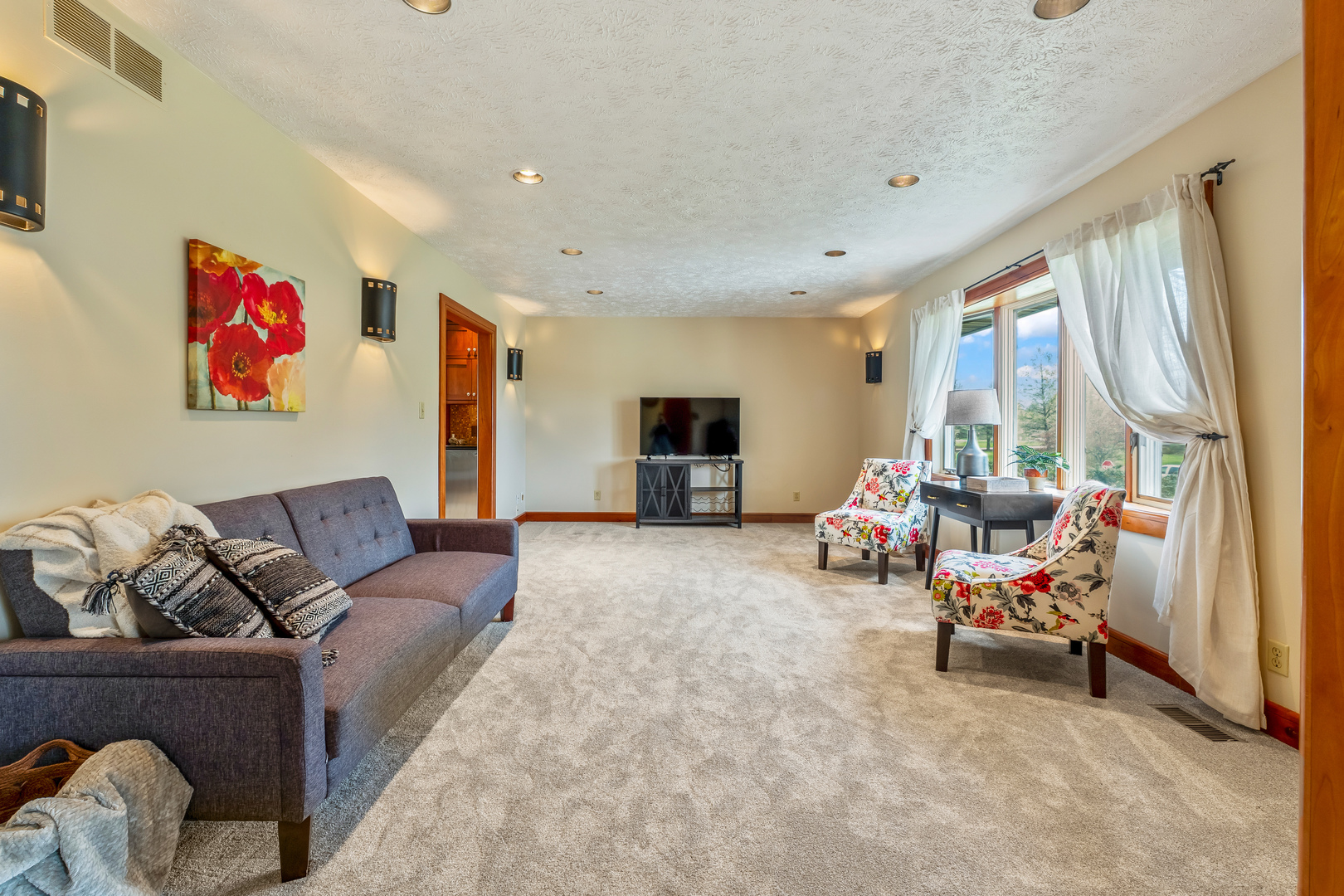 15878 Old Orchard Road, Bloomington, IL 61705