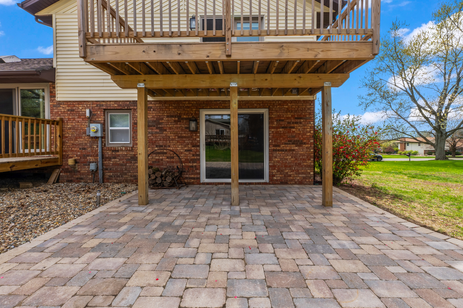 15878 Old Orchard Road, Bloomington, IL 61705